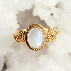 maansteen ring goud