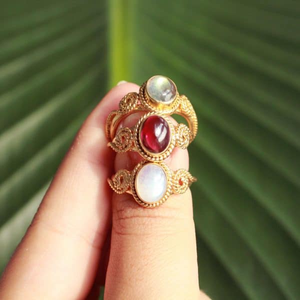 gouden edelsteen ringen