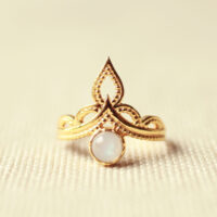 boho maansteen ring