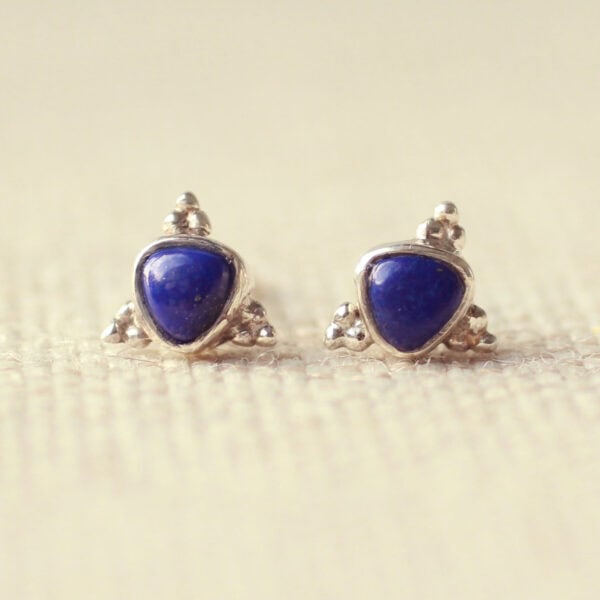 lapis lazuli oorknoppen