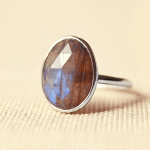 labradoriet ring groot