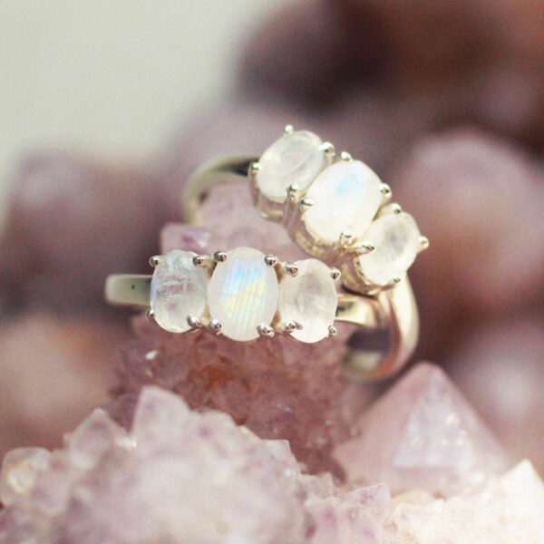 3 maanstenen ring