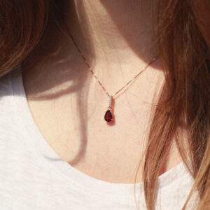 rosegold granaat ketting