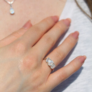3 maanstenen ring