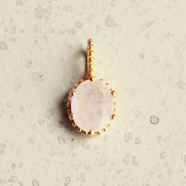 GOUDEN MAANSTEEN KETTING