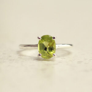edelsteen groen ring